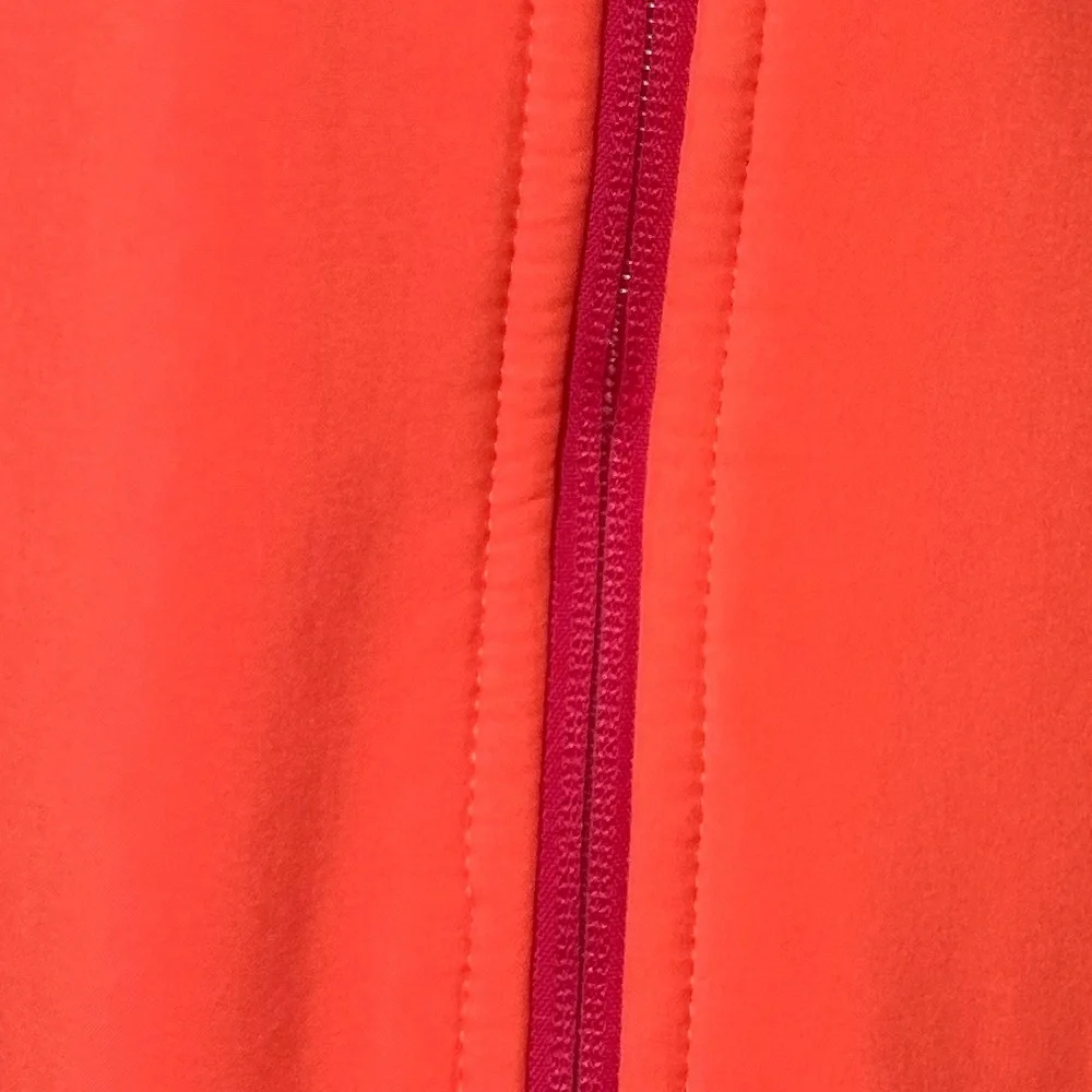 The North Face Women's Vibrant Orange and Pink Spring Jacket - Picture 3 of 16